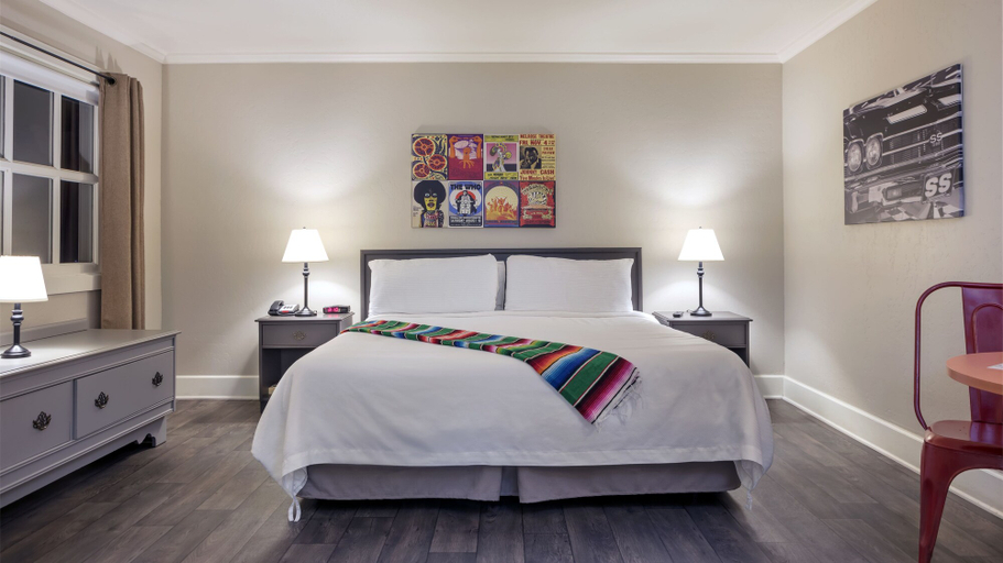 Bedroom 3, Palm Canyon Hotel & RV Resort, San Diego