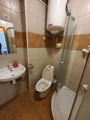Bathroom 3, Gabriel, Maardu