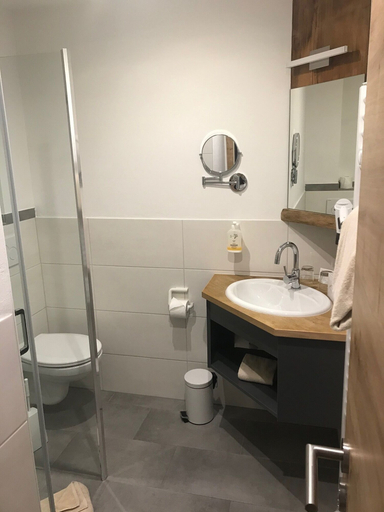 Bathroom 5, Hotel Garni Alpengruss, Garmisch-Partenkirchen