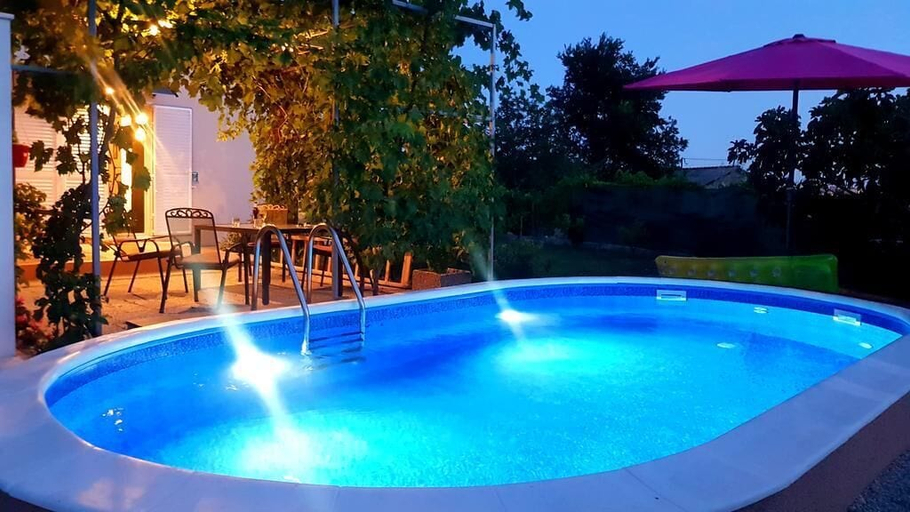 Sport & Beauty 3, Holiday Home Elijah Creek, Klis