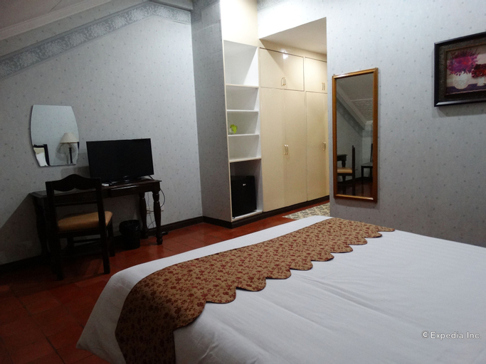 Bedroom 6