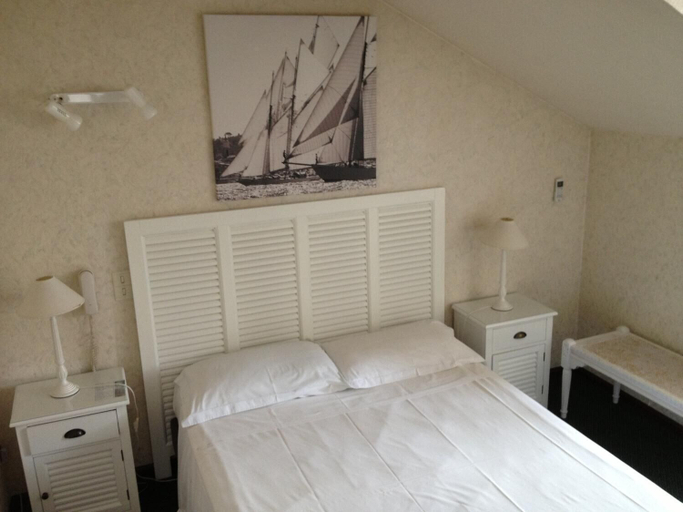 Bedroom 5, Villa Saint Hubert, Alpes-Maritimes