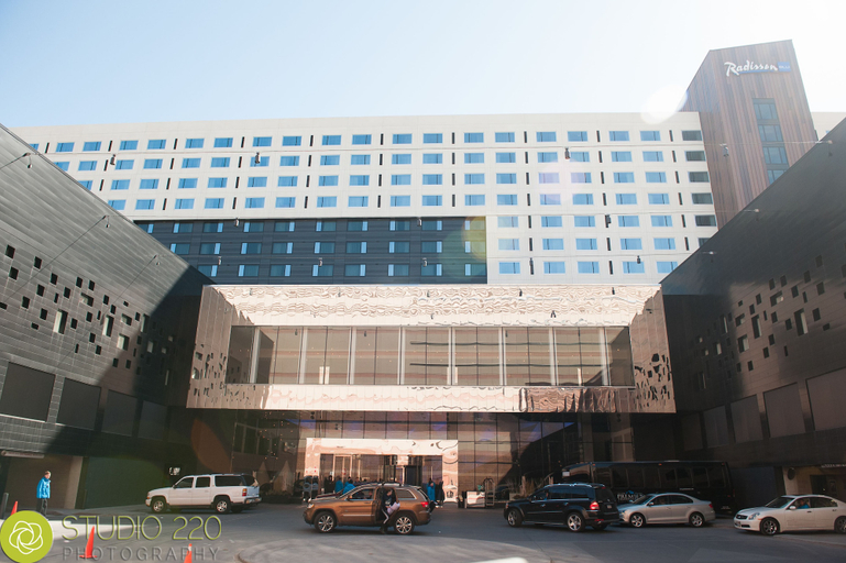 Exterior & Views 2, Radisson Blu Mall of America, Hennepin