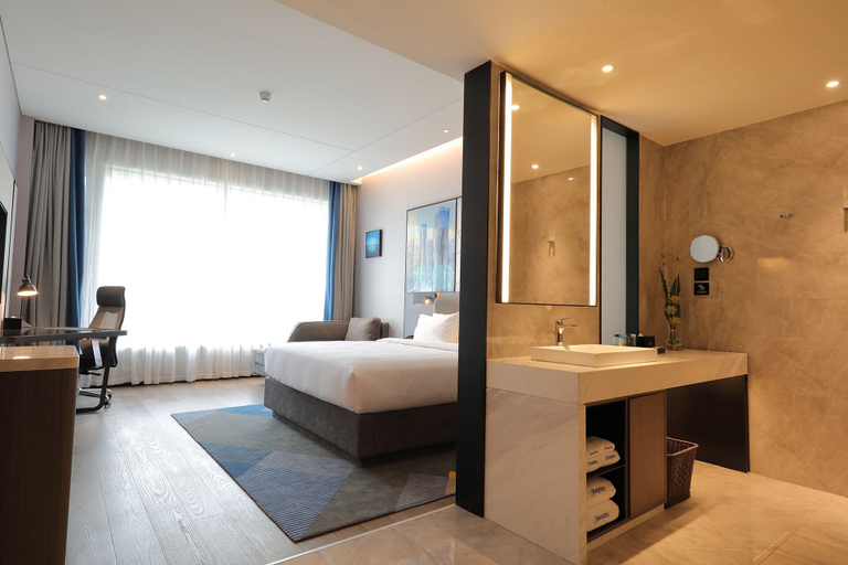 Bathroom 4, Hampton by Hilton Technology City, Hangzhou