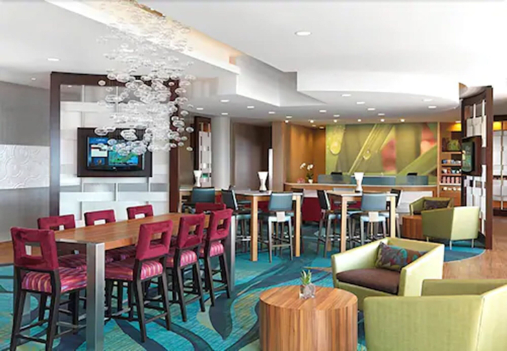 Food & Drinks 5, Springhill Suites by Marriott Charleston Mount Pleasant, Charleston
