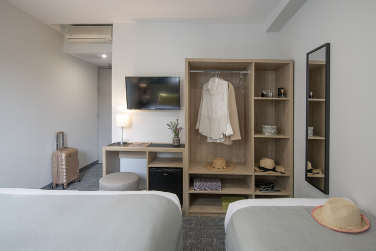 Bedroom 3, Hôtel Bristol, Alpes-Maritimes