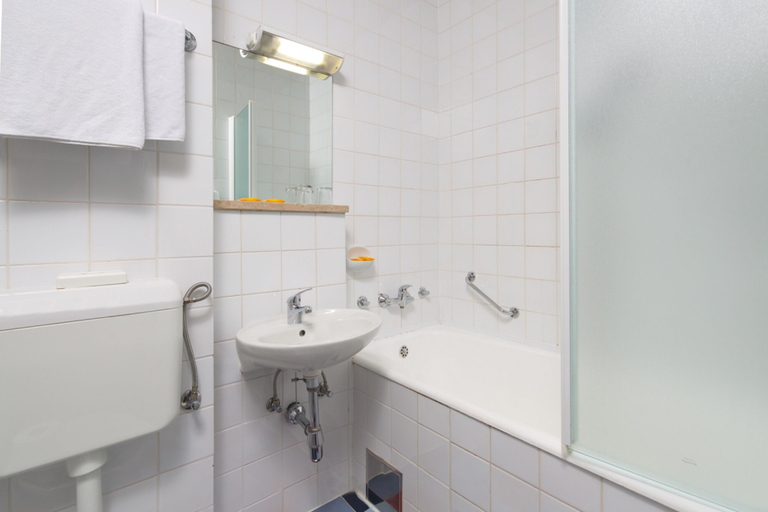 Bathroom 3, Lanterna Resort, Poreč