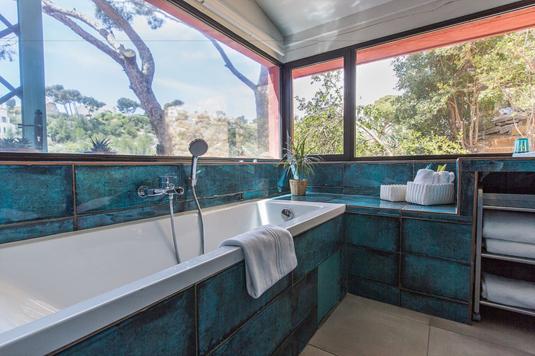 Bathroom 5, Le Jardin d'Emile, Bouches-du-Rhône