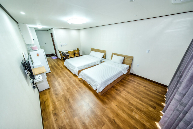 Bedroom 3, Rejina Pension, Seogwipo