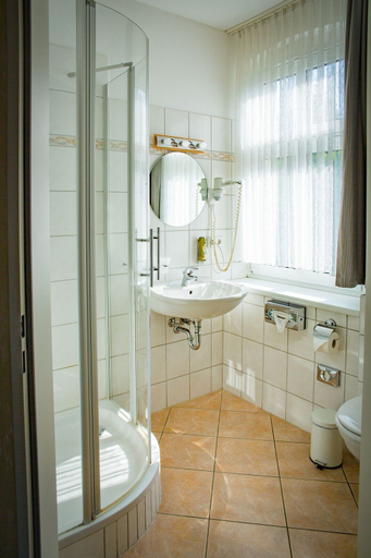Bathroom 3, Hotel Waldschlösschen, Ostprignitz-Ruppin