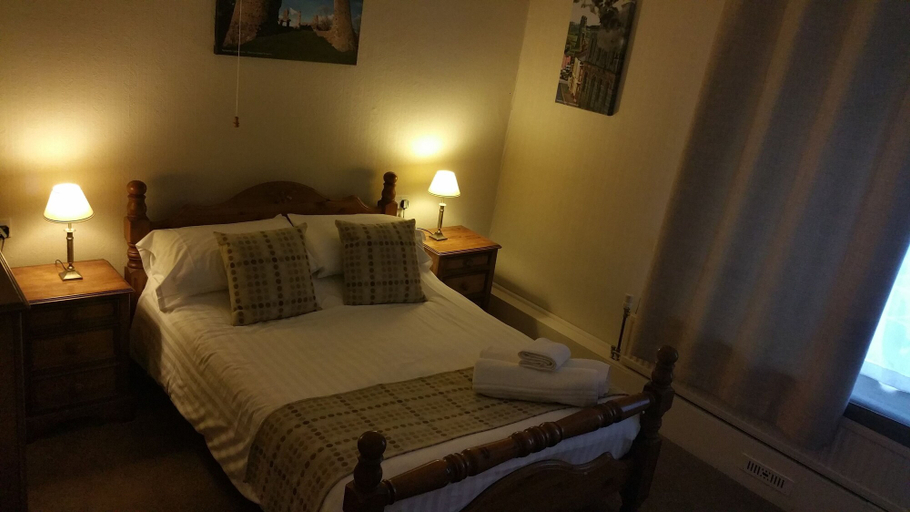 Bedroom 3, Plas Hyfryd Hotel, Pembrokeshire