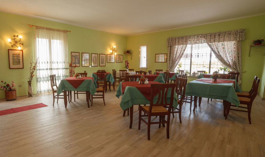 Food & Drinks 5, Villa Alberta Hotel, Cagliari