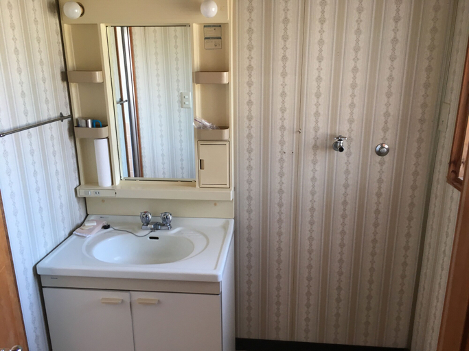 Bathroom 2, Heart Land Hills View of yacht harbor house, Nanao
