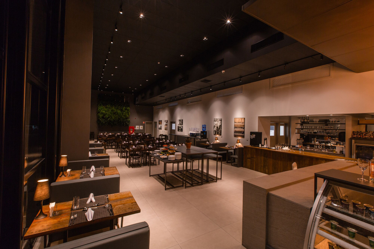 Food & Drinks 5, Dall'Onder Ski Hotel, Garibaldi