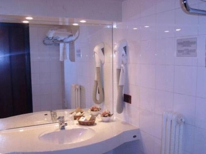 Bathroom 4, Hotel Giannina, Forli' - Cesena