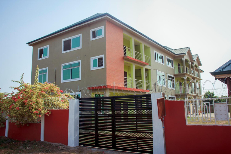 Exterior & Views 2, Dreamers Lodge, Dangbe East