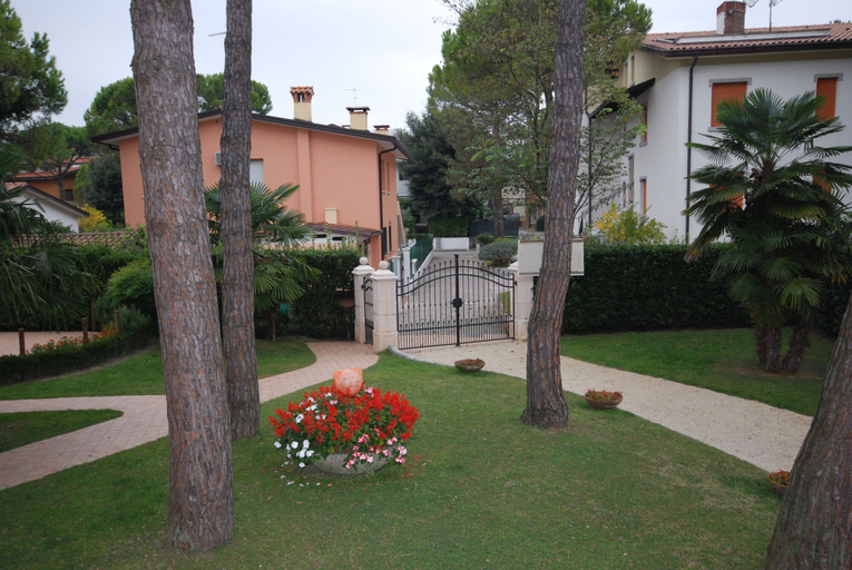 Others 5, Villa Elisabeth, Udine