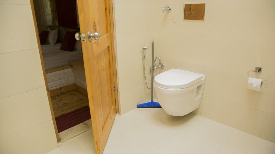 Bathroom 3, Offbeat Abodes - Tirthan Valley, Kullu