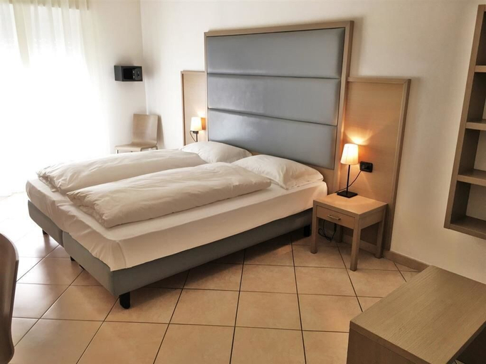 Bedroom 4, Hotel Villa Franca, Trento
