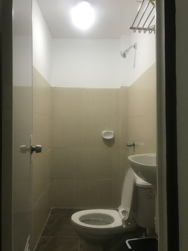 Bathroom 4, 4C's Tourist Lodge, Puerto Princesa City