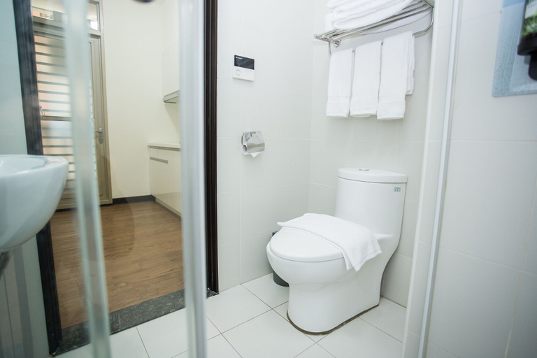 Bathroom 5, Happy Casa Resorts, Kinmen