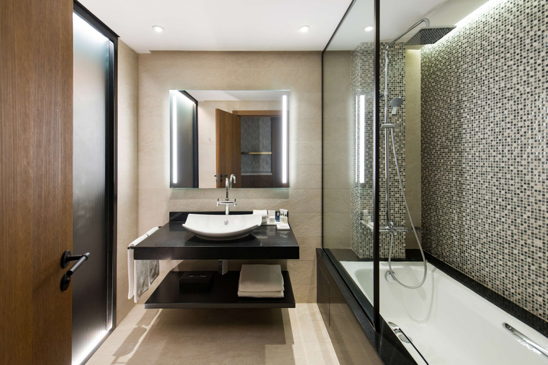 Bathroom 5, Radisson Blu Hotel, Casablanca City Center, Casablanca