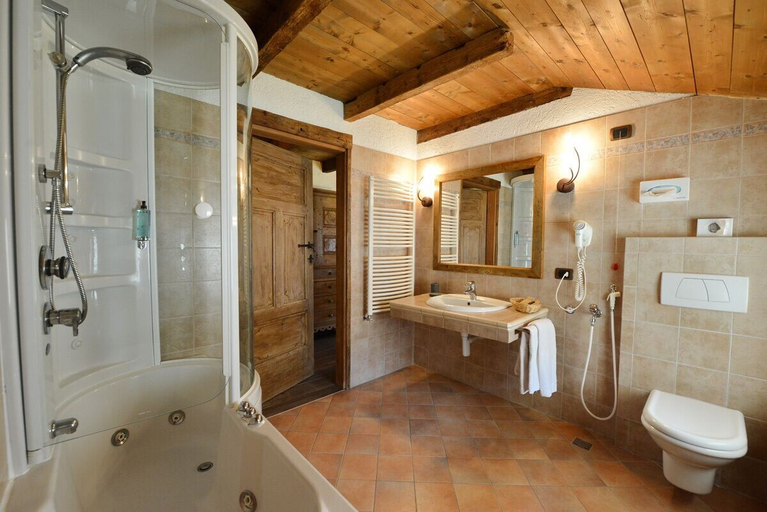 Bathroom 4, La Madonnina del Gran Paradiso, Aosta