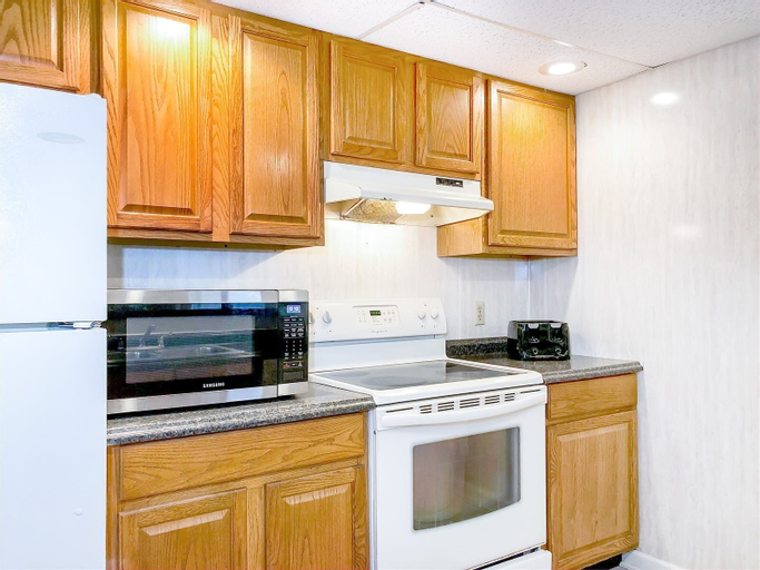 Dining Room 10