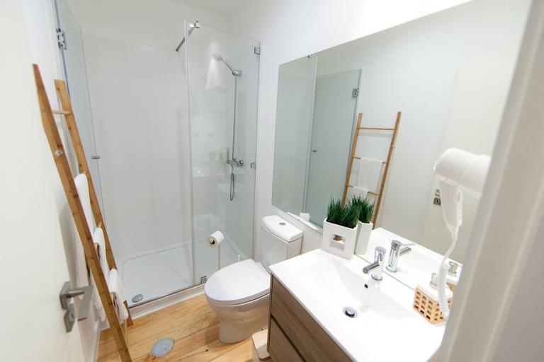 Bathroom 4, Citybreak-Apartments São Bento, Porto