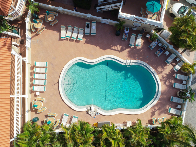 Exterior & Views 2, Tortuga Inn Beach Resort, Manatee