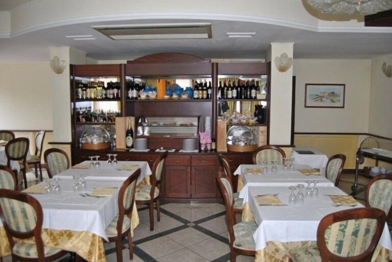 Food & Drinks 5, Hotel Ristorante Stella 2000, Olbia-Tempio