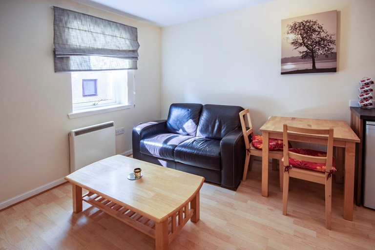 Others 5, 7 Varis Apartments, Moray