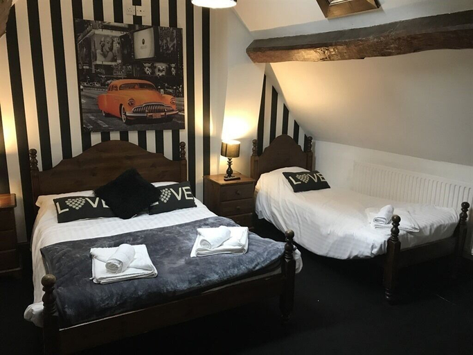 Bedroom 2, The Swan Hotel Smoke & Taphouse, Shropshire