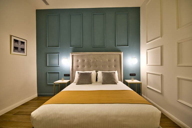 Bedroom 4, 23 Boutique