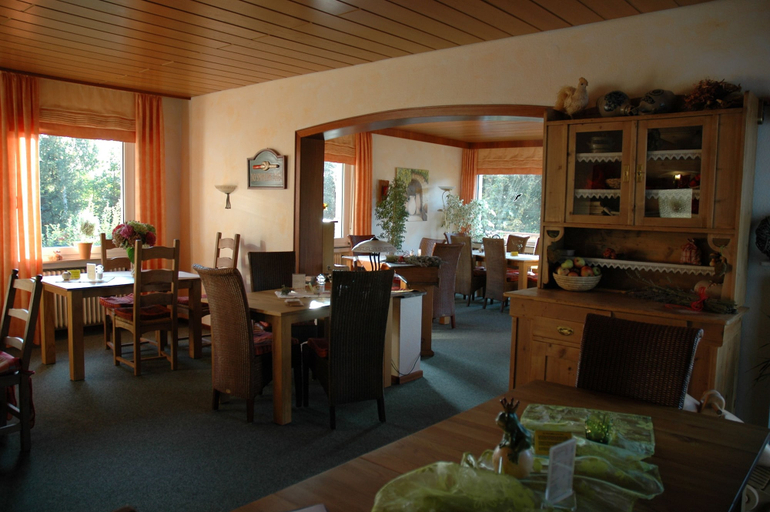Food & Drinks 5, Pension Haus Diefenbach, Düren