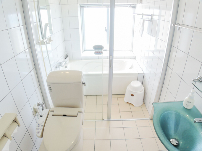 Bathroom 3, Beach Resort Morimar, Yomitan