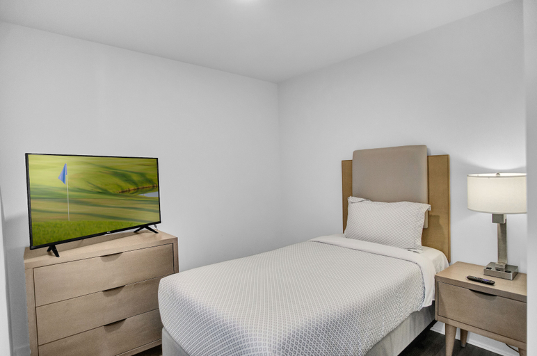 Bedroom 3, The Avalon Club, Pinellas