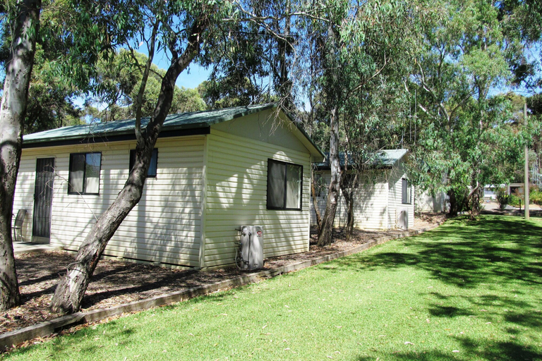 Exterior & Views 2, A-line Holiday Park, Gr. Bendigo - Inner West