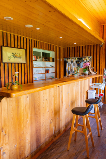 Food & Drinks 1, Lane 523, Nantou