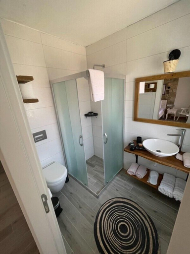 Bathroom 5, Alacati Lulja Hotel, Çeşme