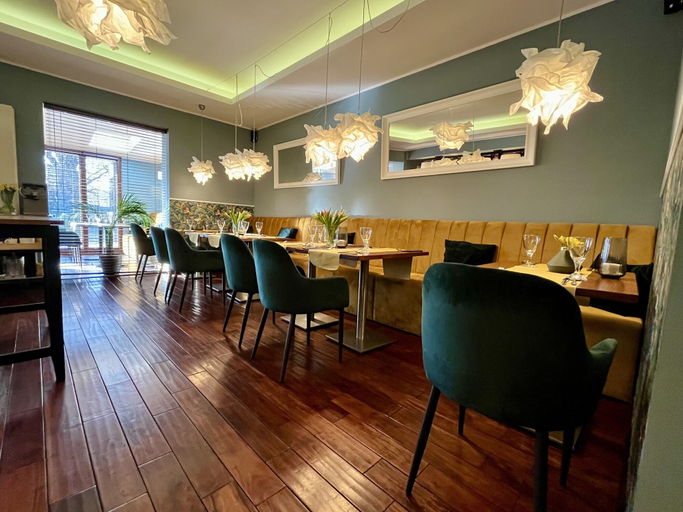 Food & Drinks 5, Malta Premium Hotel, Poznań City