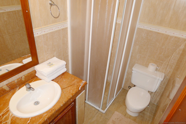 Bathroom 5, Meridiana Residence, Guayacanes