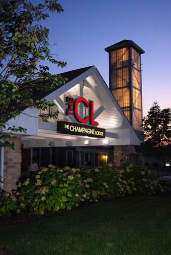 Exterior & Views 2, The Champagne Lodge & Luxury Suites, Dupage
