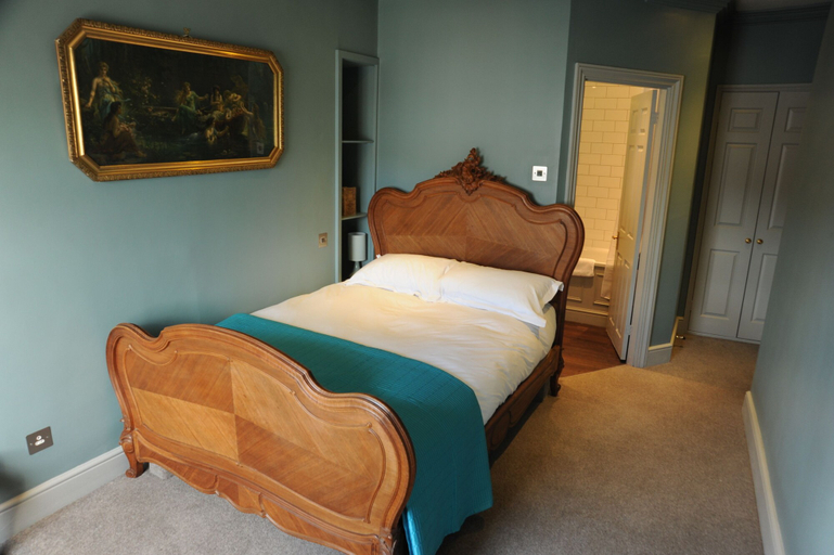 Bedroom 3, The Tunbridge Wells Hotel, Kent