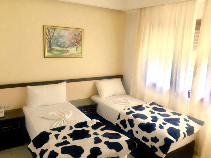 Bedroom 4, Sunrise Hotel Çameria, Durrësit