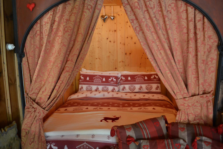 Bedroom 3, B&B La Tana dellOrso - Die Barenhohle, Trento
