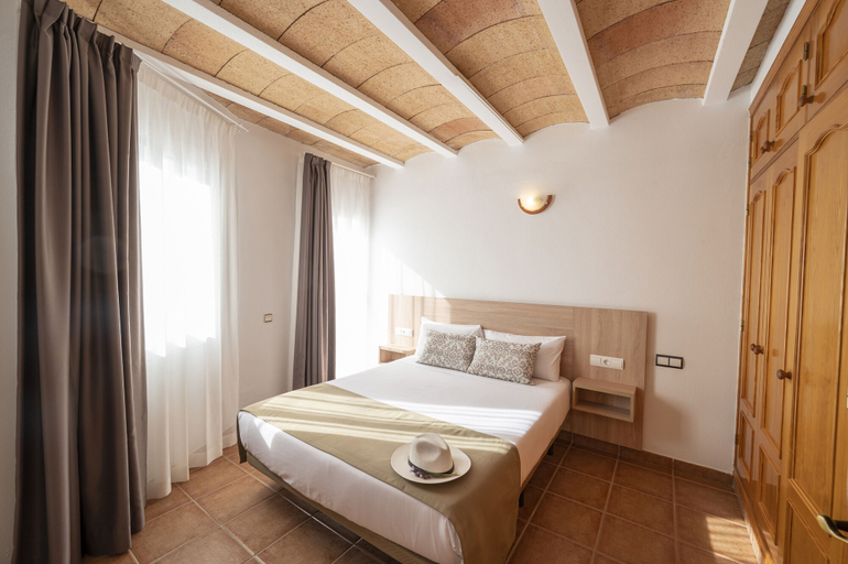 Bedroom 3, Apartamentos Blanco Sol, Baleares