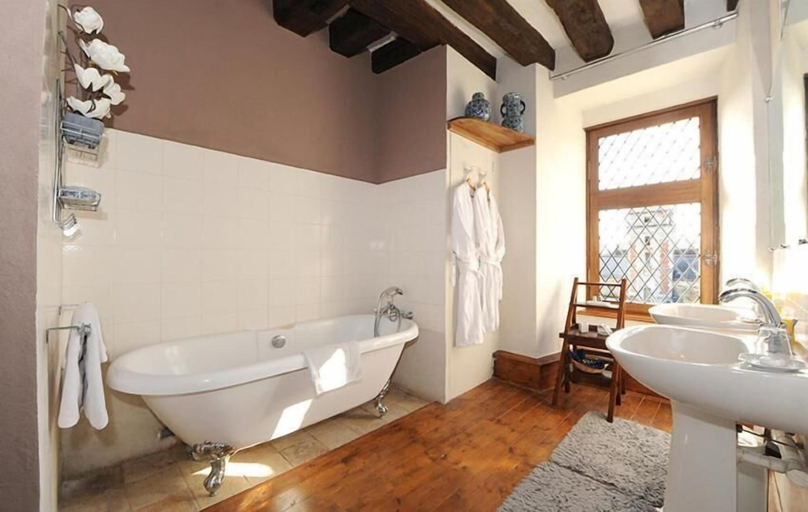 Bathroom 5, Chateau De Jallanges, Indre-et-Loire