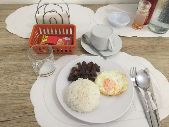 Food & Drinks 5, 4C's Tourist Lodge, Puerto Princesa City