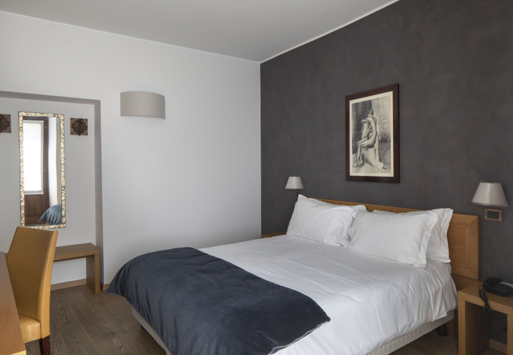Bedroom 3, Hotel 99 Cannelle, L'Aquila